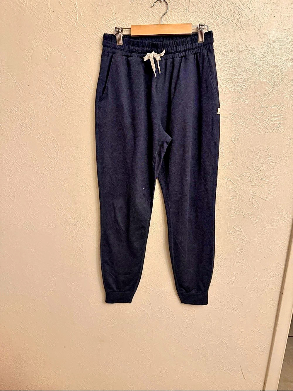 Vuori Performance Jogger Pants in Black Size XS